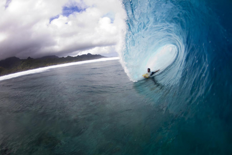 Bodyboarders revel in big waves at Papua
