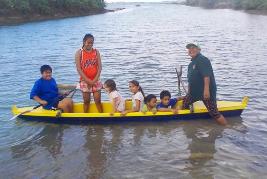 Canoe brightens Mama Nia’s life