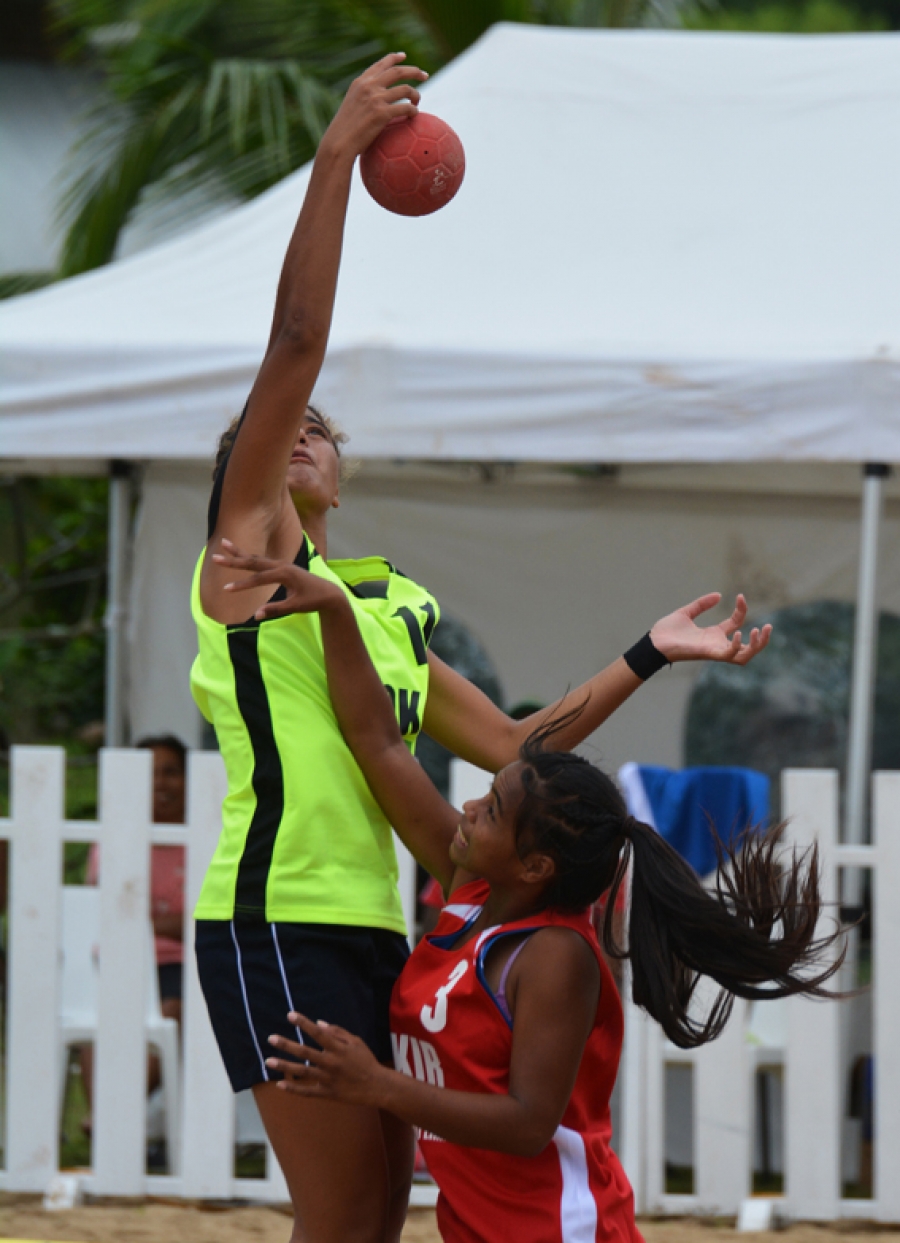 Beach handball into playoffs