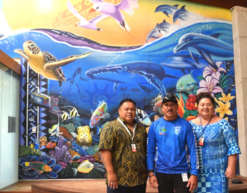 Colourful mural bids farewell to Cook Islands departures - Cook Islands ...