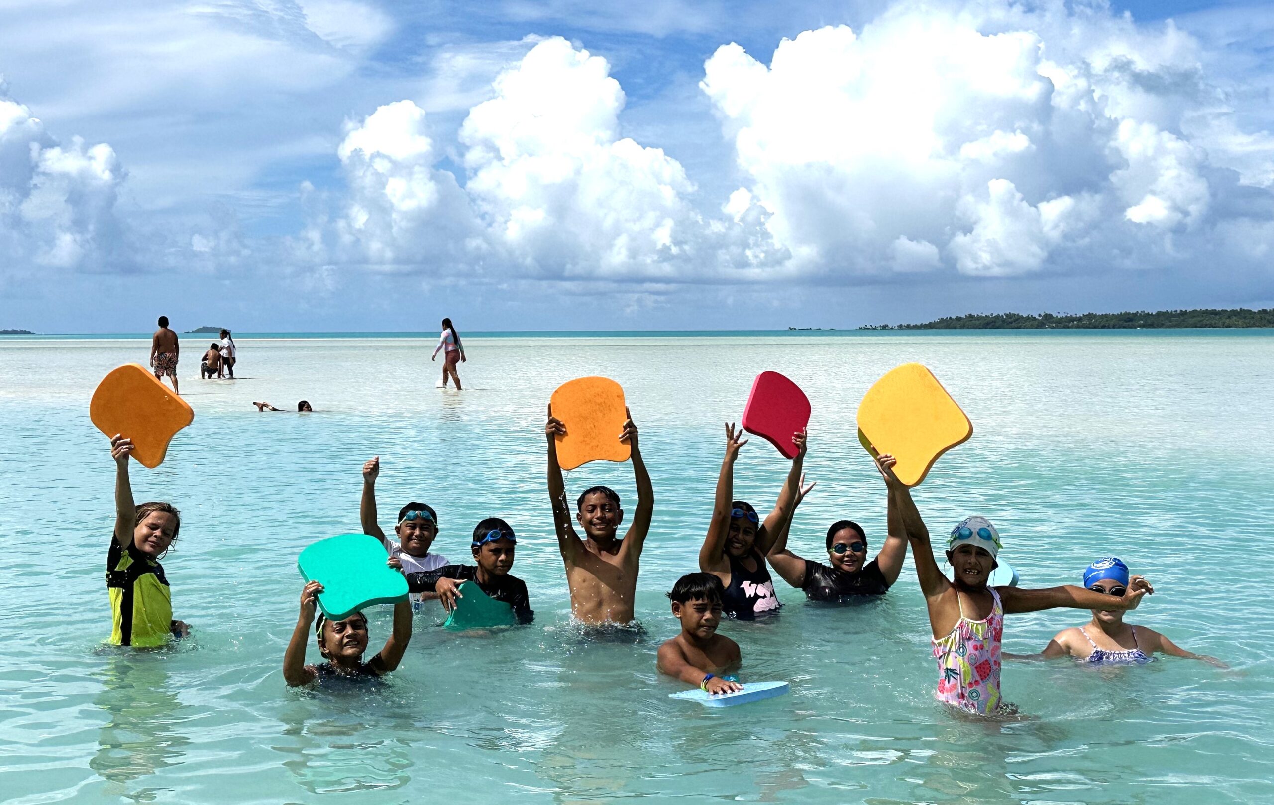 Swim programme makes a splash in Aitutaki’s lagoon