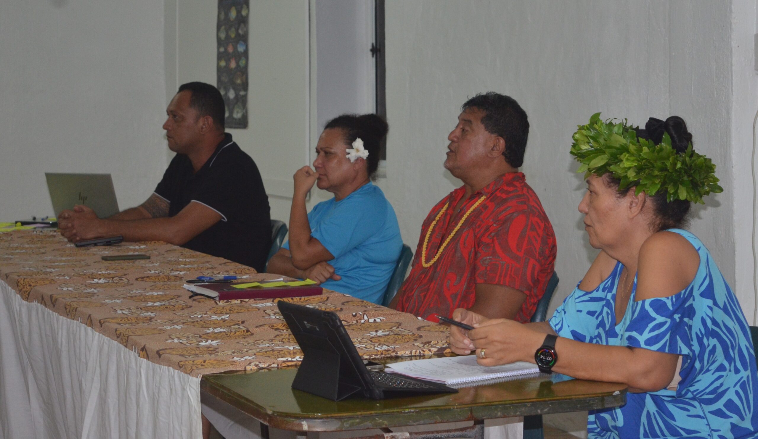 Ngatangiia community voice their concerns, calls for inclusion in decision making, MP welcomes talks