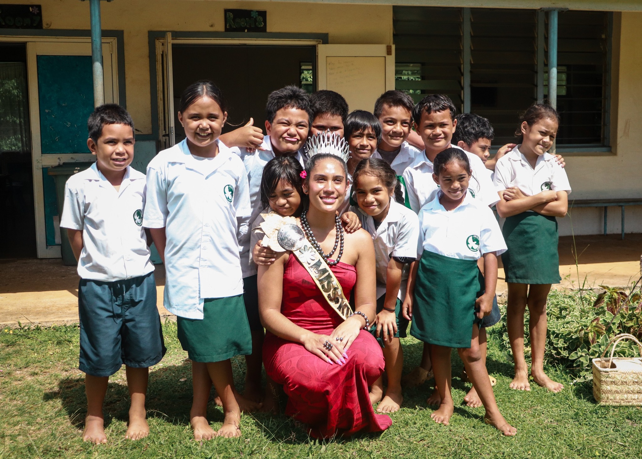 Miss Cook Islands inspires Atiu youth through mentorship programme